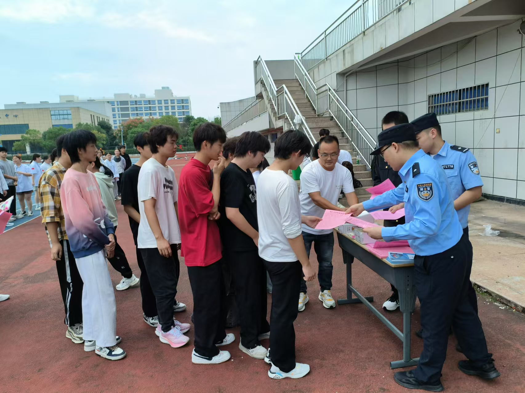 图片2.png